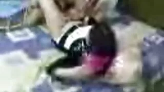 Tip chel plăcut Fata cu femei goale care se fut vibrator și nenorocit-o