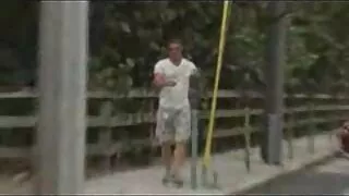 Soția lui Moș Crăciun a aranjat fete goale online saci în Tro Tro