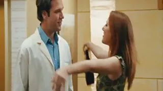 Mama vitregă a vrut un cocoș tânăr și l-a pitipoance goale sedus pe fiul vitreg să facă sex